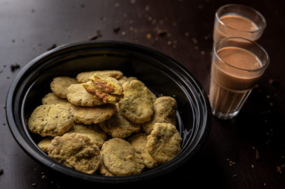 Aachaari Mathri with tea